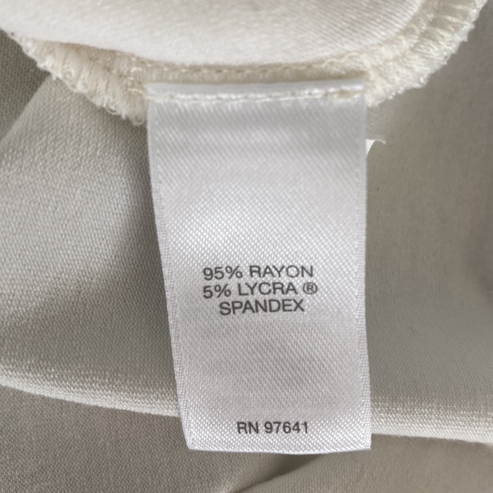J Jill Creamy White top with lattice trim at neckline and hemline short sleeve - Picture 8 of 9